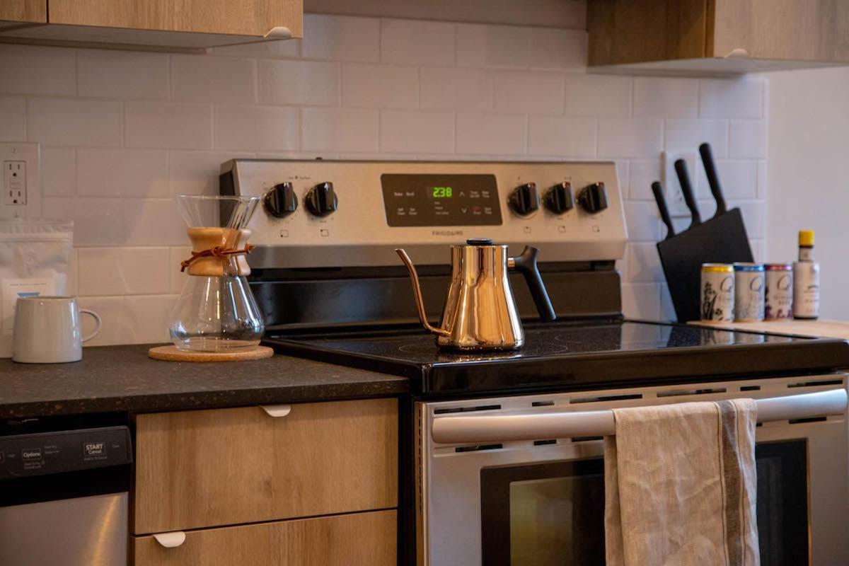 Reading Viaduct Loft, City Center, Contactless Check In 필라델피아 외부 사진